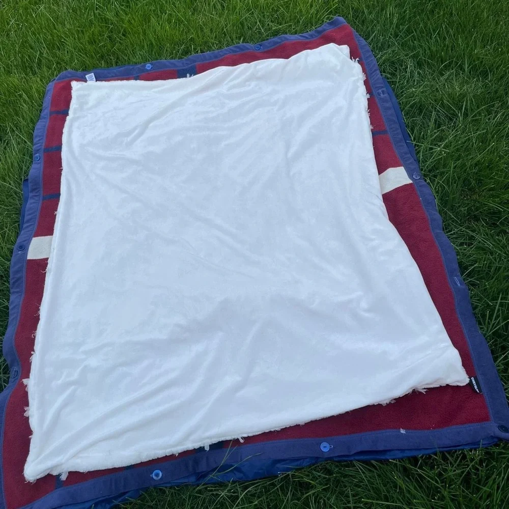 LoveShackFancy x Pottery Barn Teen Sweet Bows Faux Fur Throw White blanket